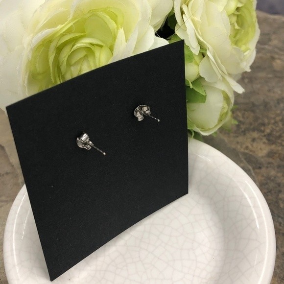 🌼 Pearl Rhinestone Fancy Silver Drop Earrings - Picture 2 of 4